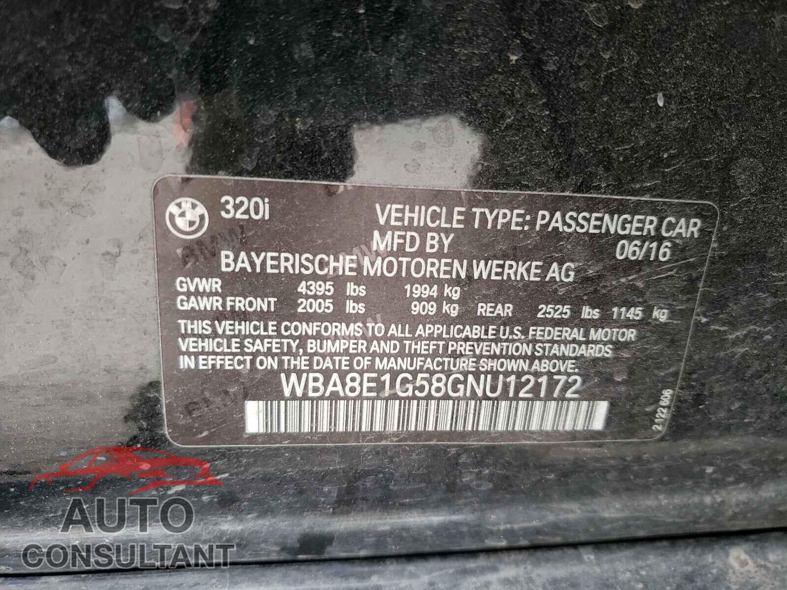 BMW 3 SERIES 2016 - WBA8E1G58GNU12172