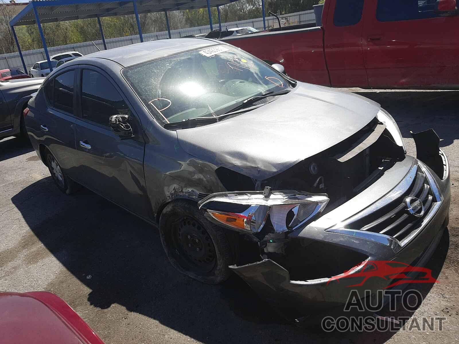 NISSAN VERSA 2017 - 3N1CN7AP1HL840194