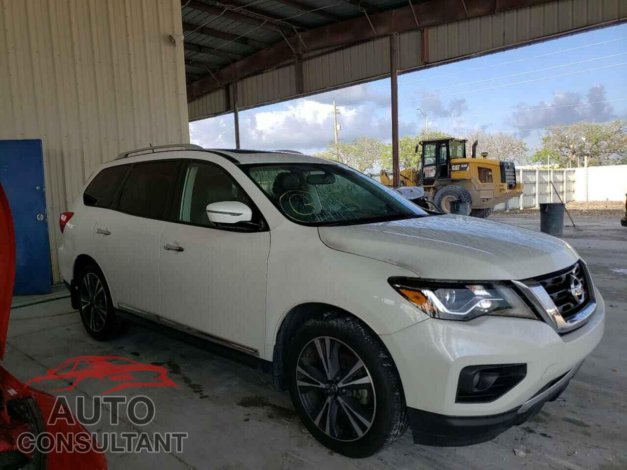 NISSAN PATHFINDER 2017 - 5N1DR2MN2HC610822