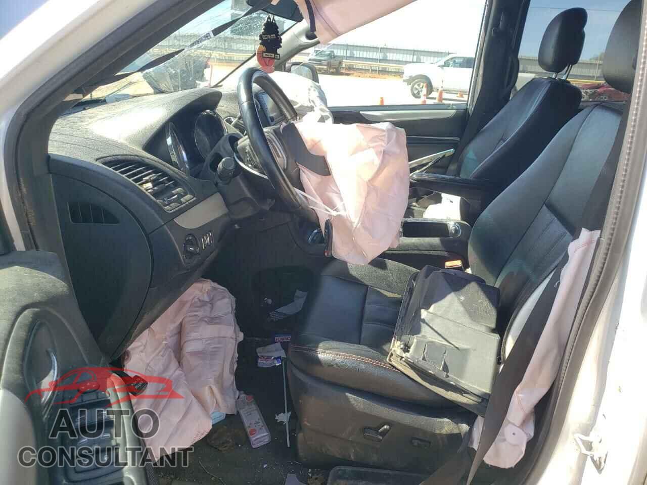 DODGE CARAVAN 2016 - 2C4RDGEG7GR328848