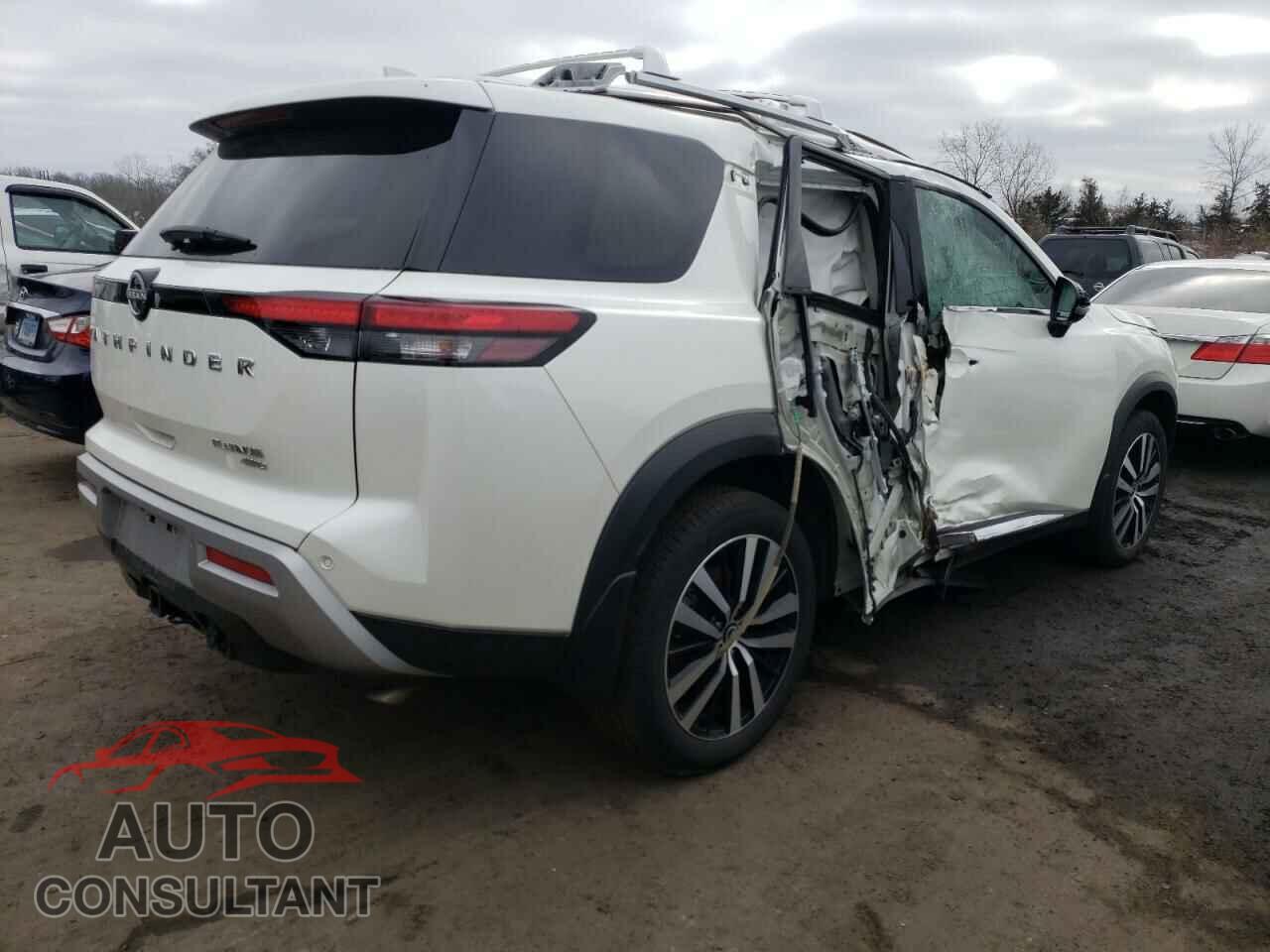 NISSAN PATHFINDER 2023 - 5N1DR3DK9PC250037