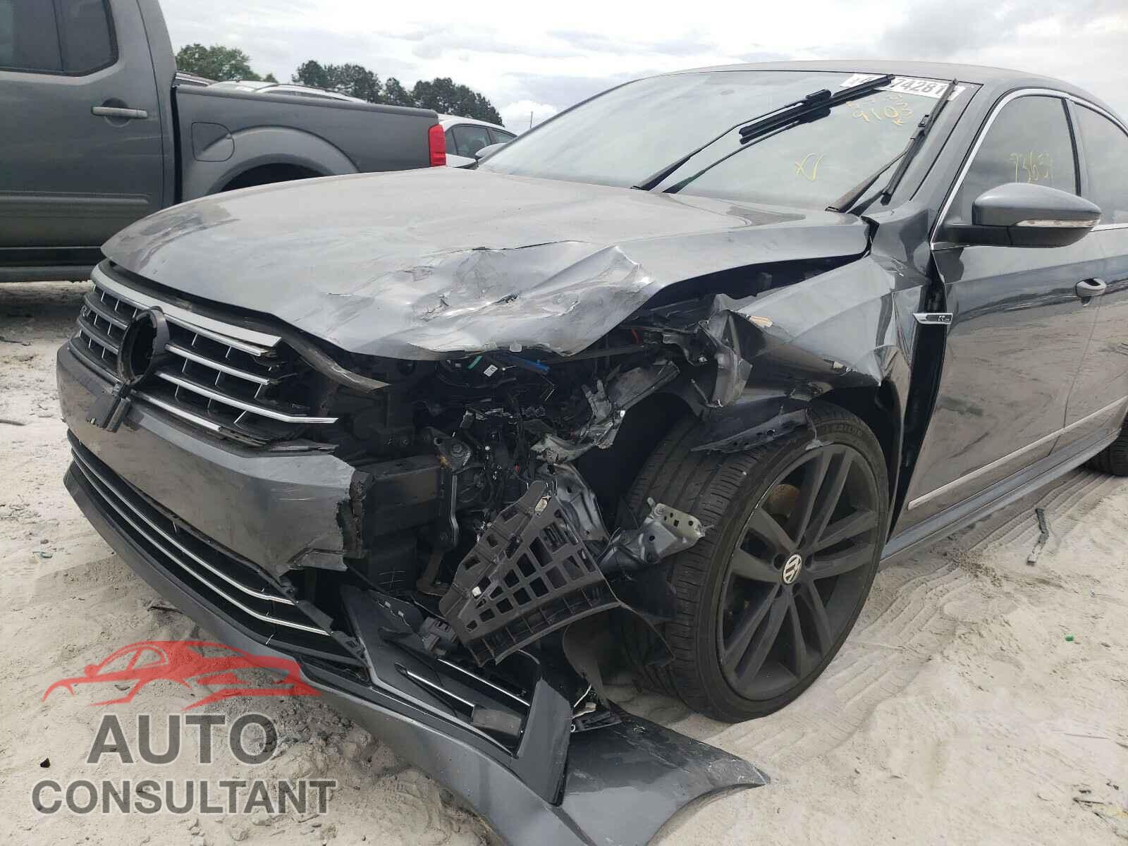 VOLKSWAGEN PASSAT 2017 - 1VWDT7A33HC039103