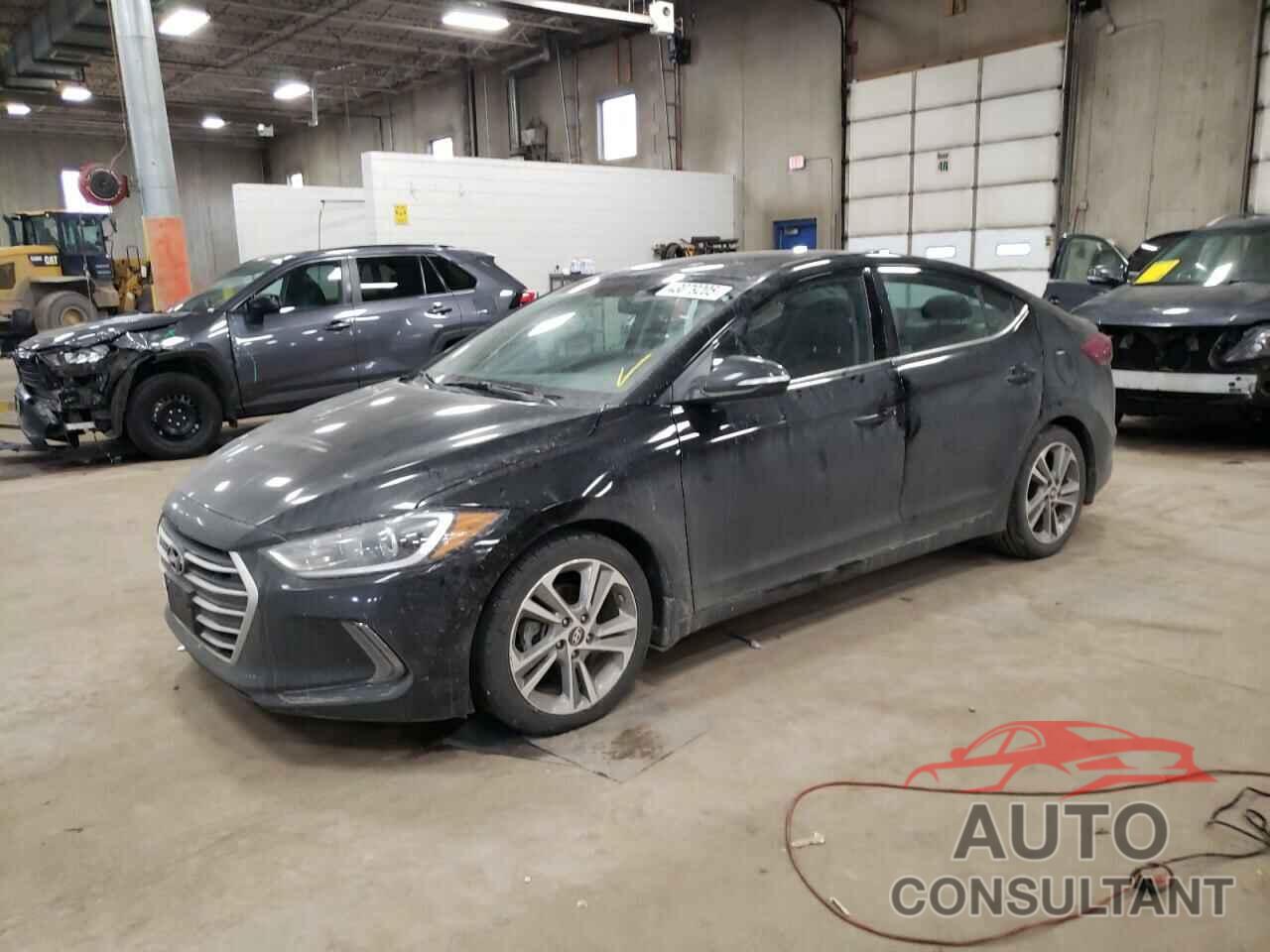 HYUNDAI ELANTRA 2018 - KMHD84LF7JU702825