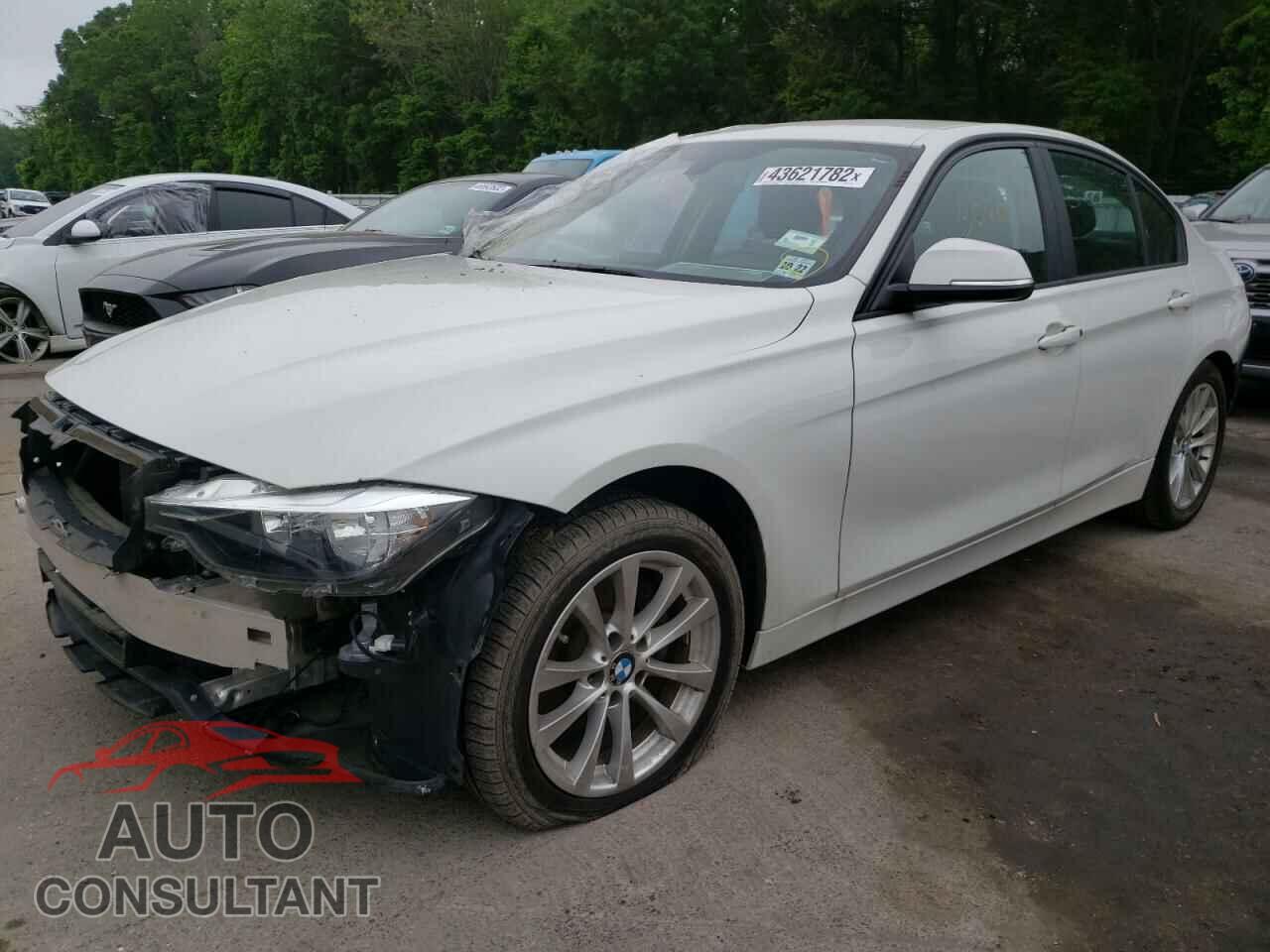 BMW 3 SERIES 2017 - WBA8E1G39HNU17753