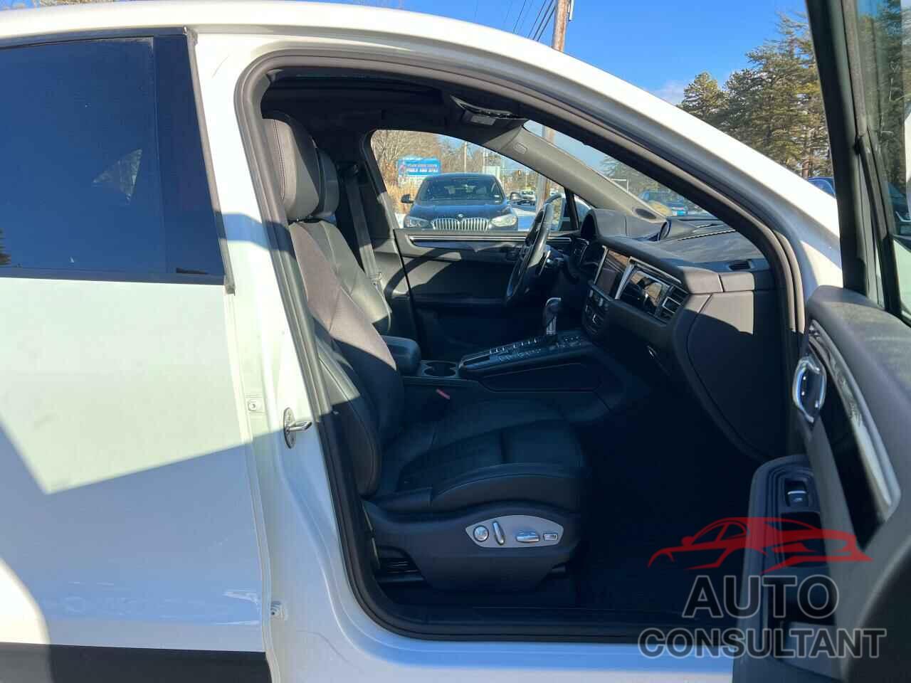 PORSCHE MACAN 2019 - WP1AA2A5XKLB01151