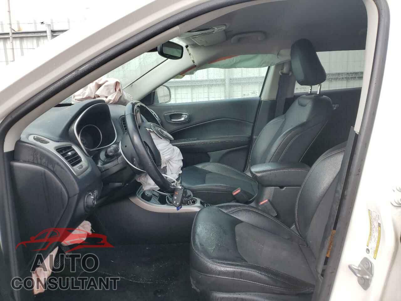 JEEP COMPASS 2019 - 3C4NJDBB5KT651851