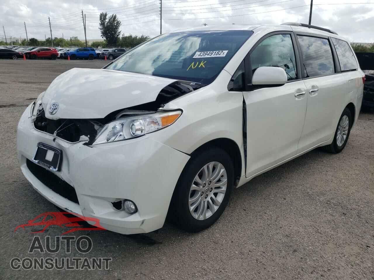 TOYOTA SIENNA 2017 - 5TDYZ3DC9HS840785