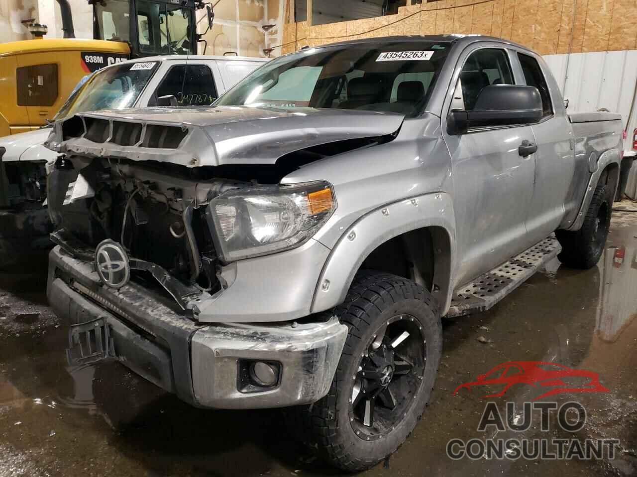 TOYOTA TUNDRA 2018 - 5TFUY5F19JX743448