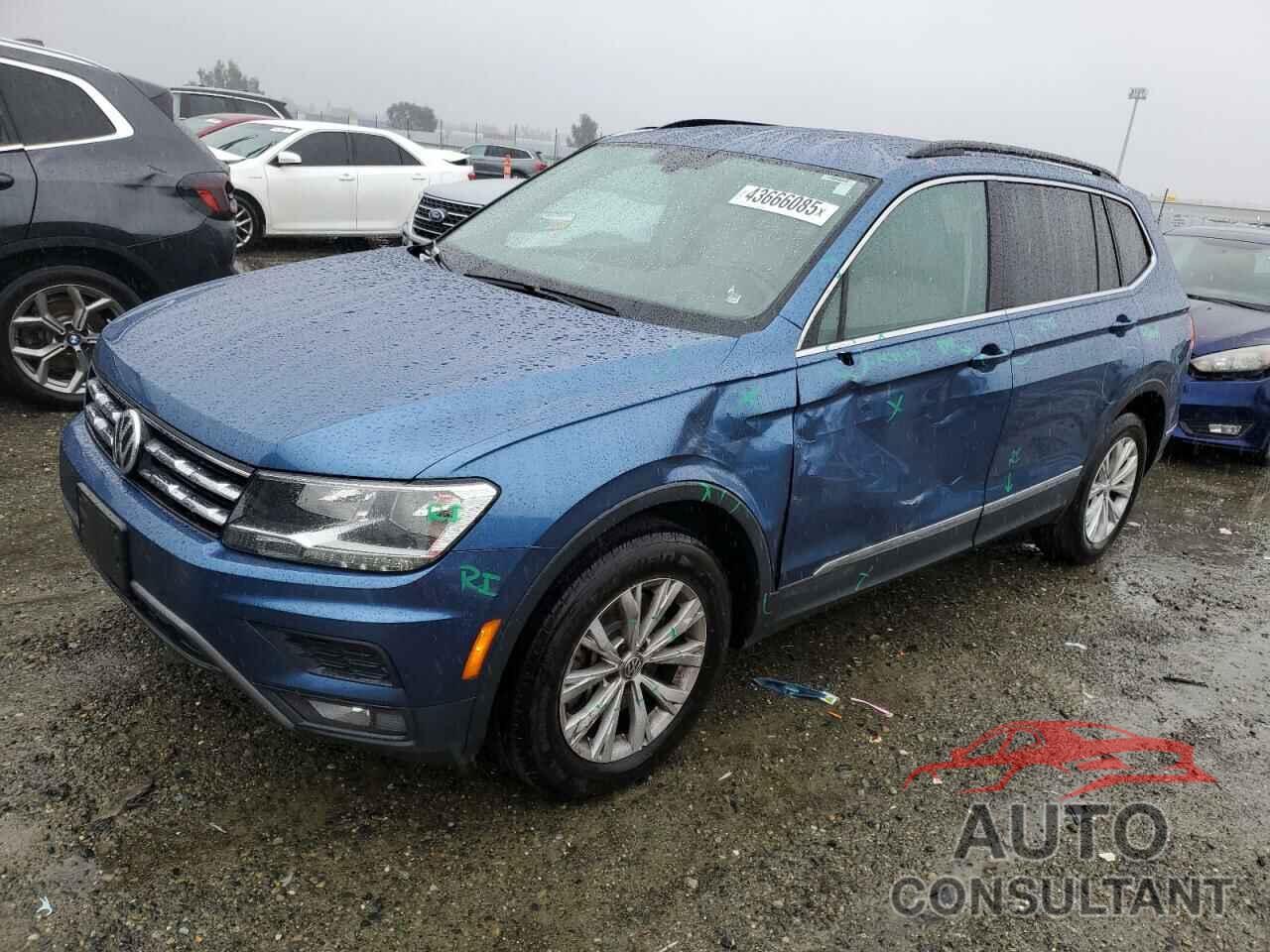 VOLKSWAGEN TIGUAN 2018 - 3VV3B7AX2JM033240