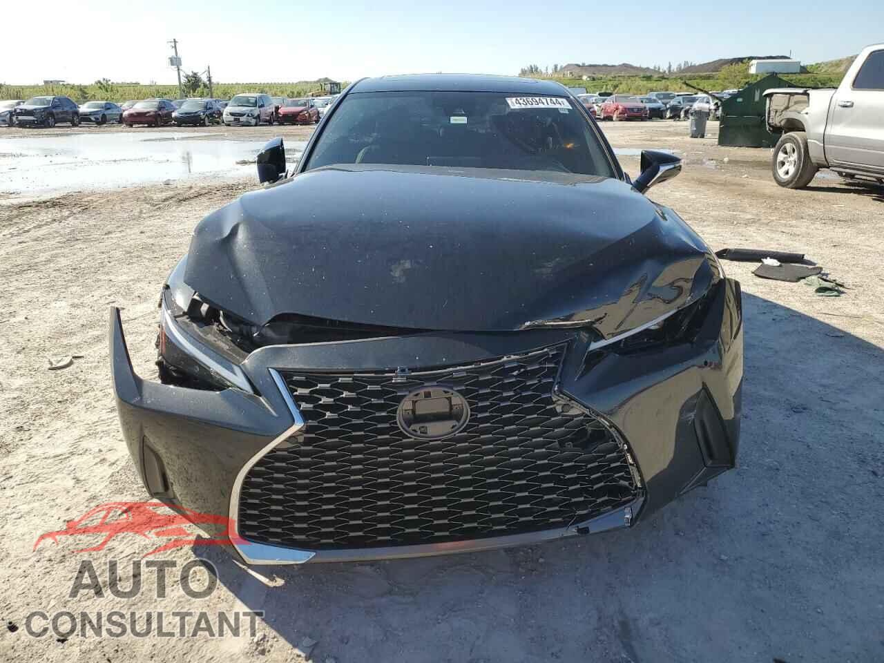 LEXUS IS 2023 - JTHDA1D20P5124345