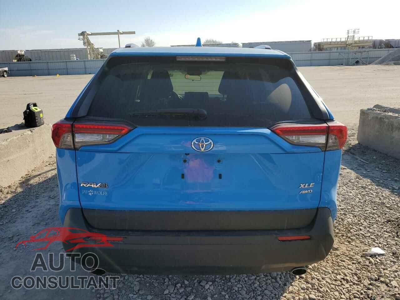 TOYOTA RAV4 2020 - JTMP1RFV8LD060737