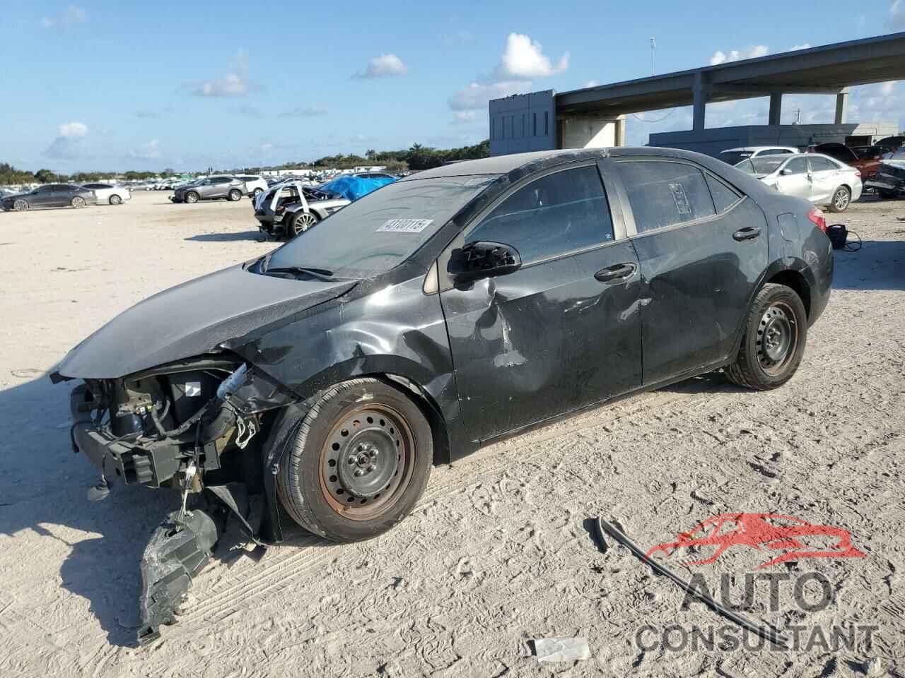 TOYOTA COROLLA 2018 - 5YFBURHE4JP738652