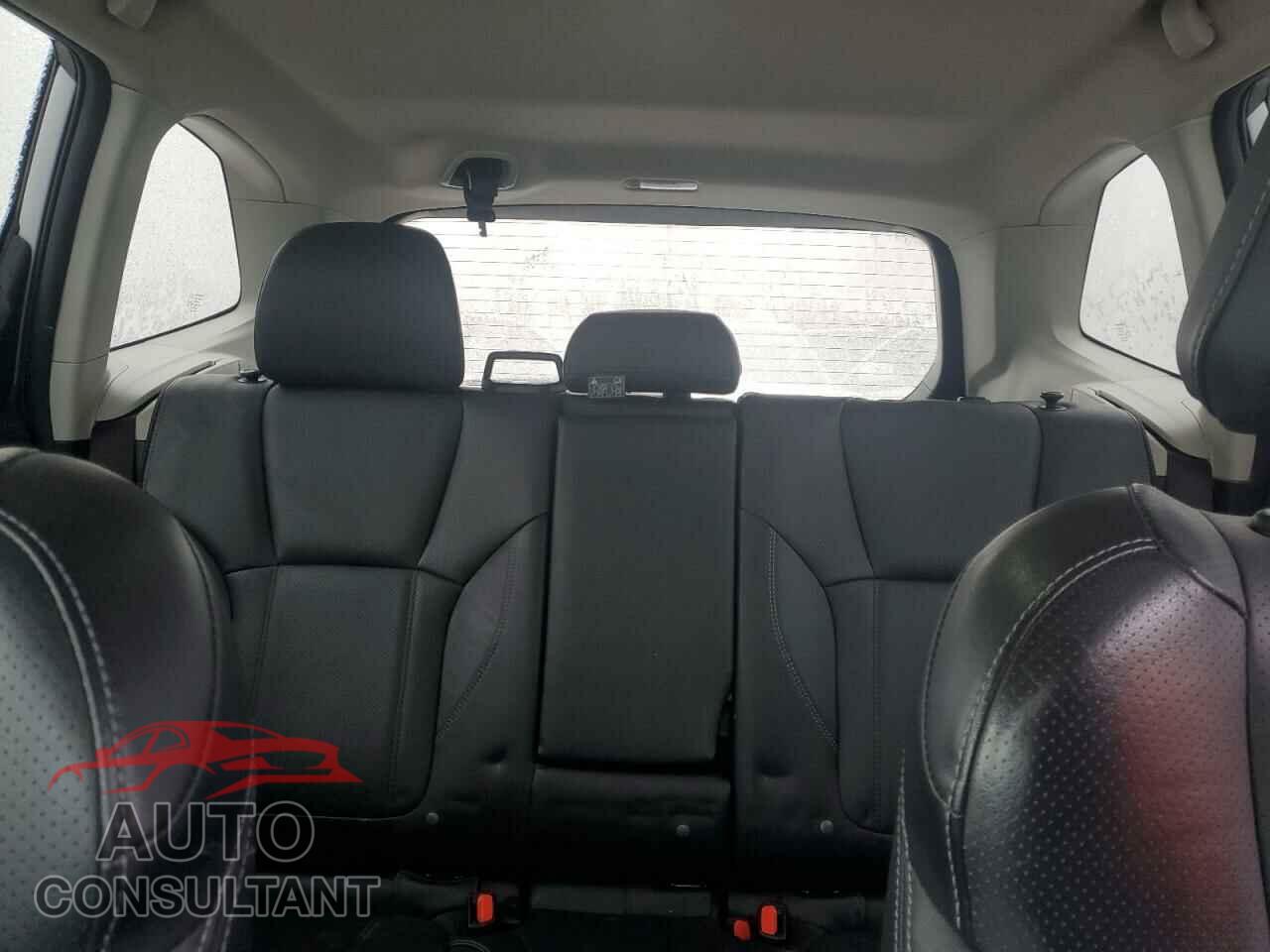 SUBARU FORESTER 2019 - JF2SKAUC2KH456066