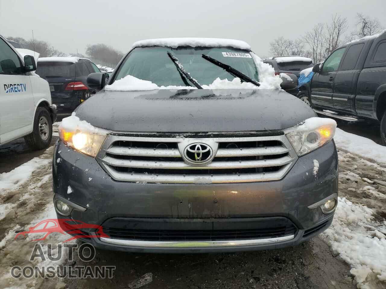 TOYOTA HIGHLANDER 2012 - 5TDBK3EH4CS100607