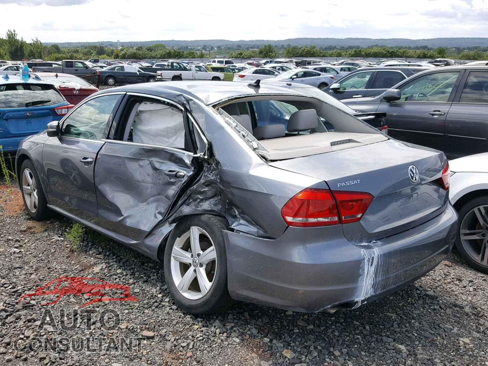 VOLKSWAGEN PASSAT 2015 - 1VWAT7A33FC078841