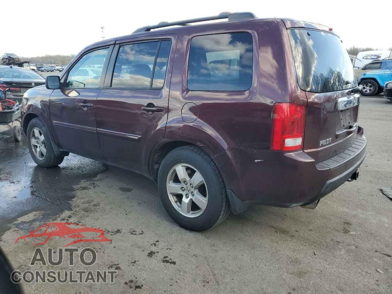 HONDA PILOT 2011 - 5FNYF4H51BB060754