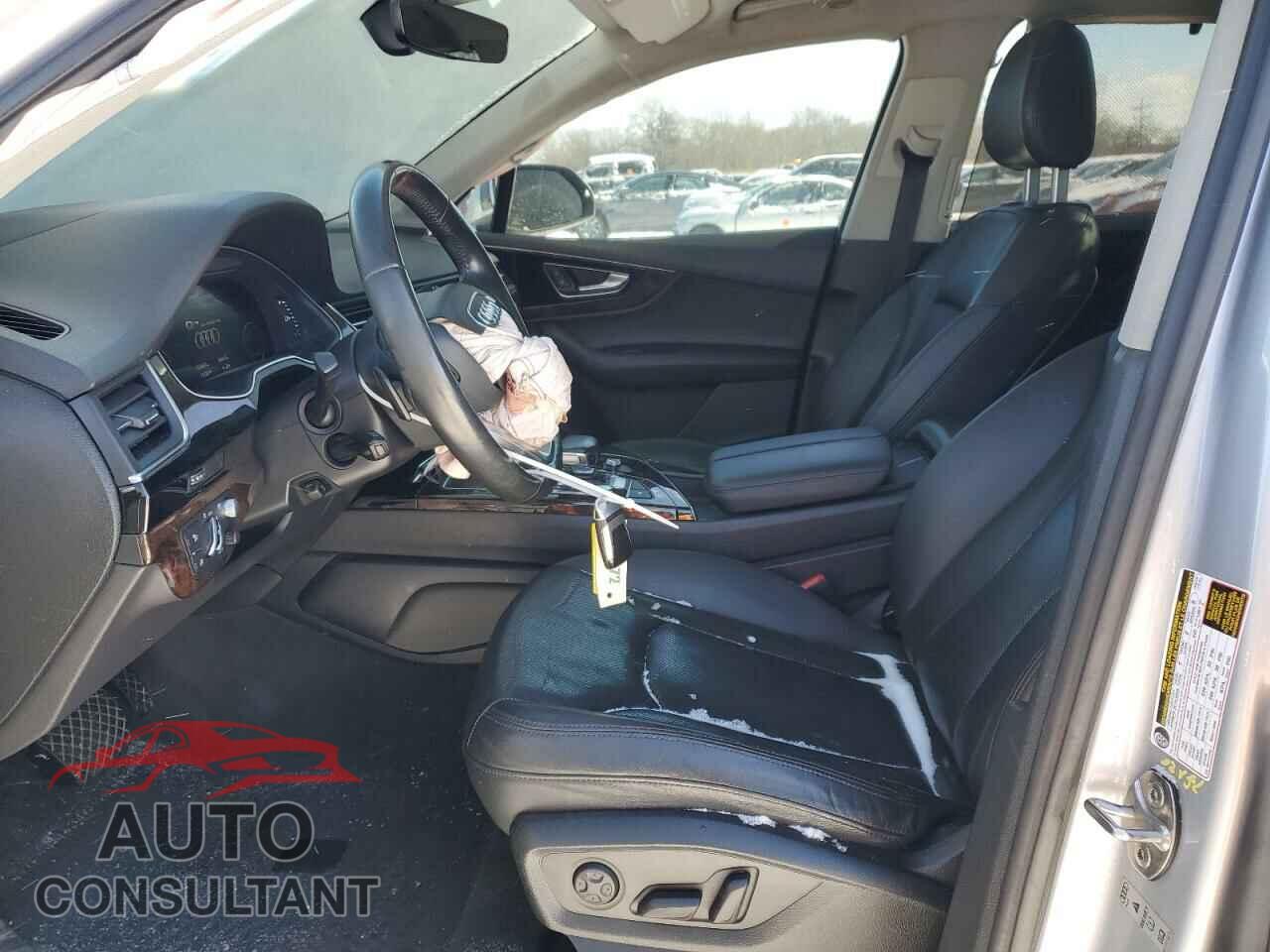 AUDI Q7 2017 - WA1VAAF72HD026420