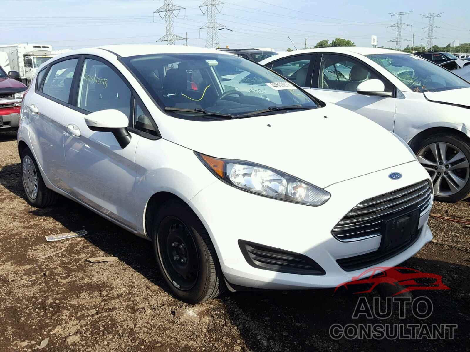 FORD FIESTA 2015 - 3FADP4TJ9FM179806