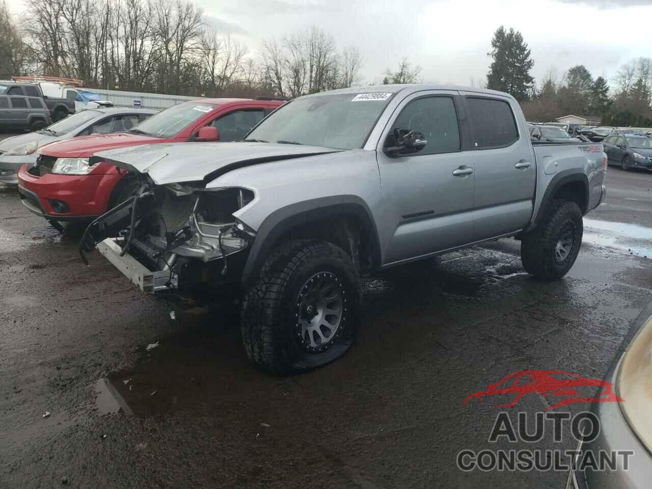 TOYOTA TACOMA 2023 - 3TMCZ5AN1PM552639