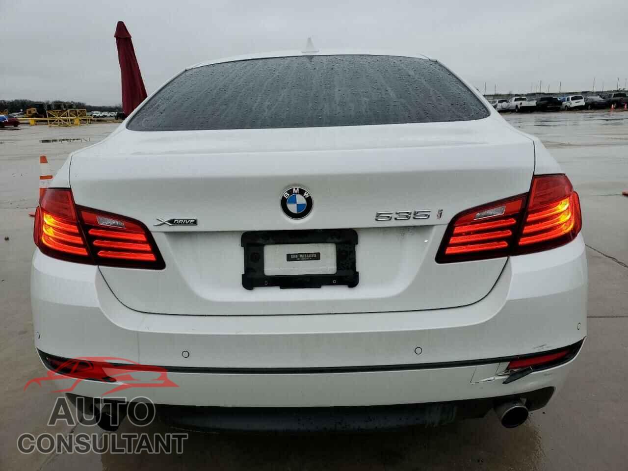 BMW 5 SERIES 2015 - WBA5B3C59FD541135
