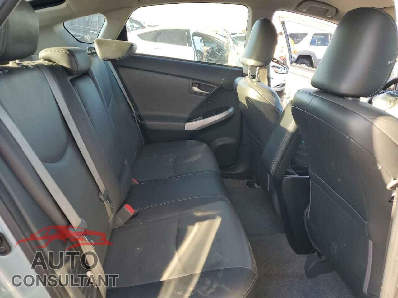 TOYOTA PRIUS 2012 - JTDKN3DP2C3008736