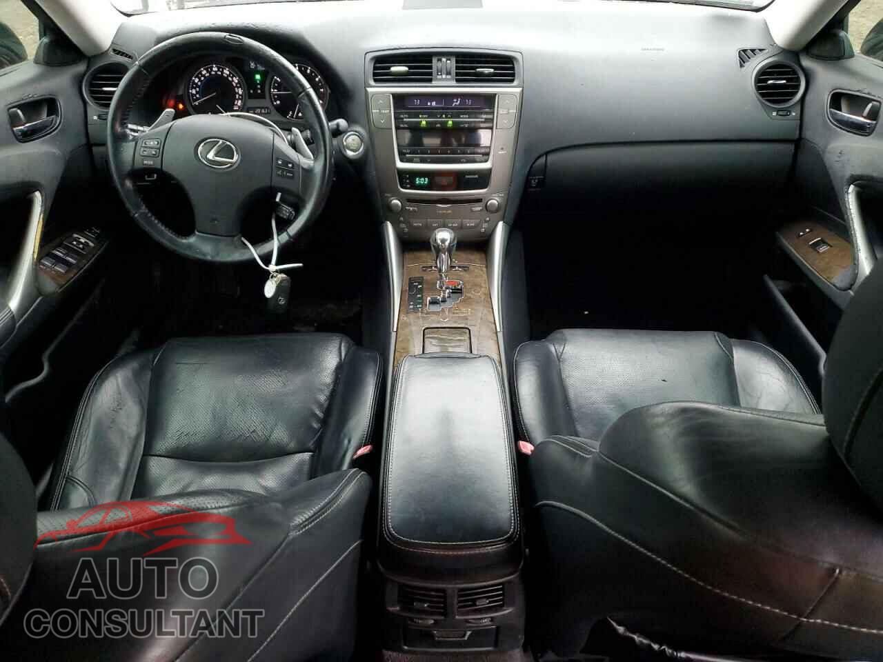 LEXUS IS 2010 - JTHBF5C28A5108029