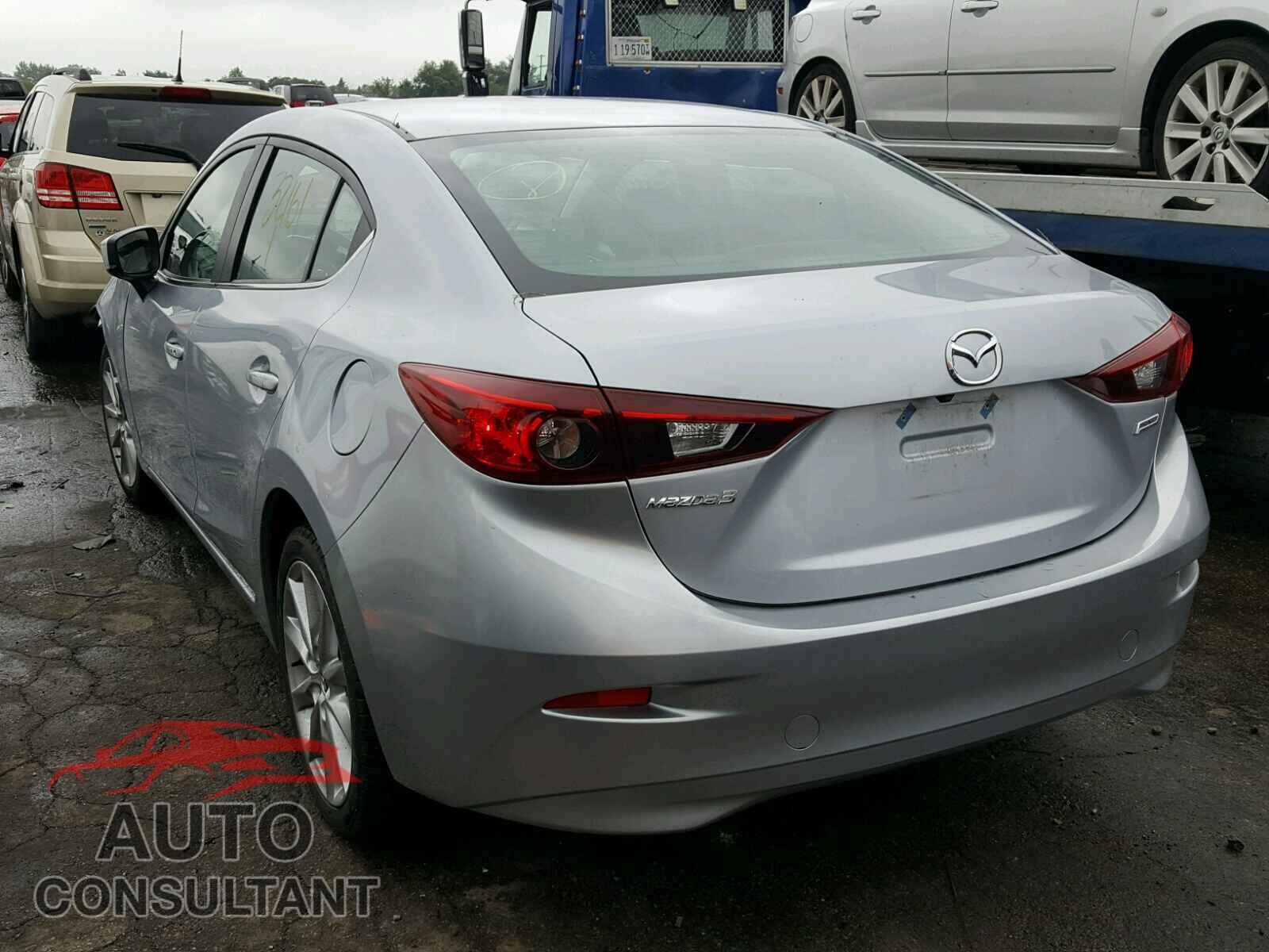 MAZDA 3 2017 - 3MZBN1V78HM107762