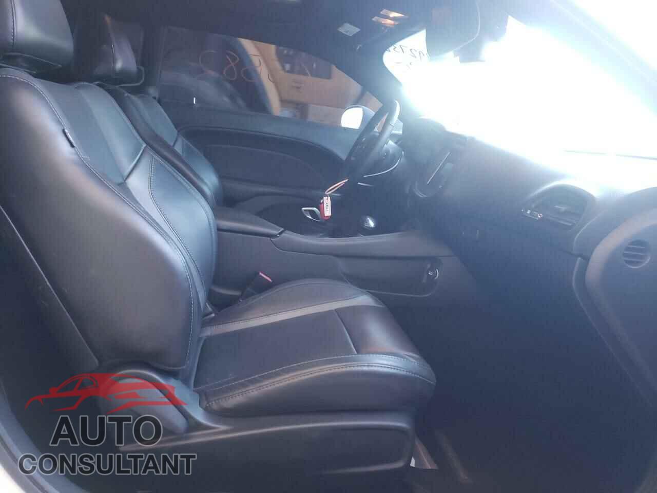 DODGE CHALLENGER 2017 - 2C3CDZAG2HH666290