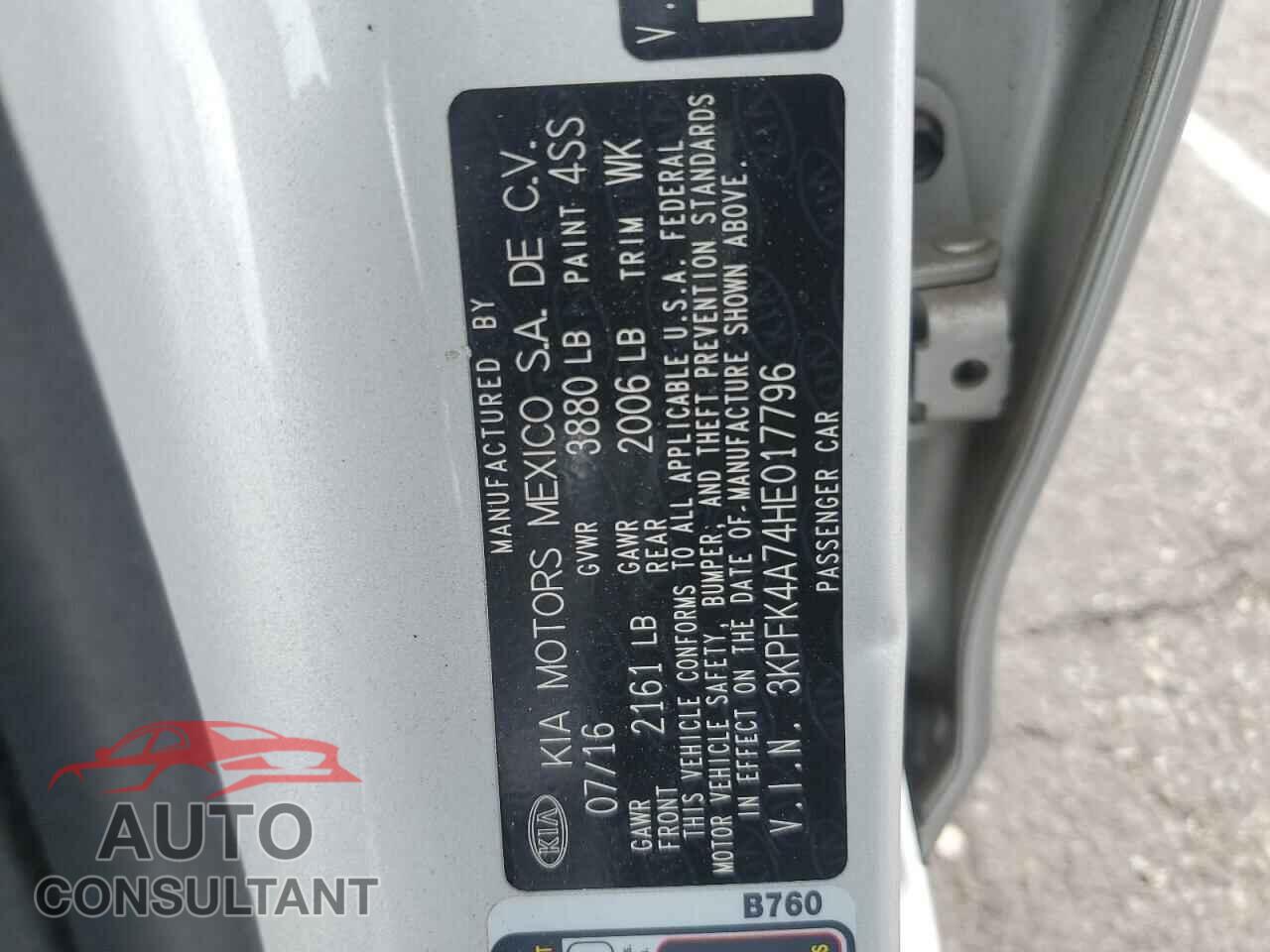 KIA FORTE 2017 - 3KPFK4A74HE017796