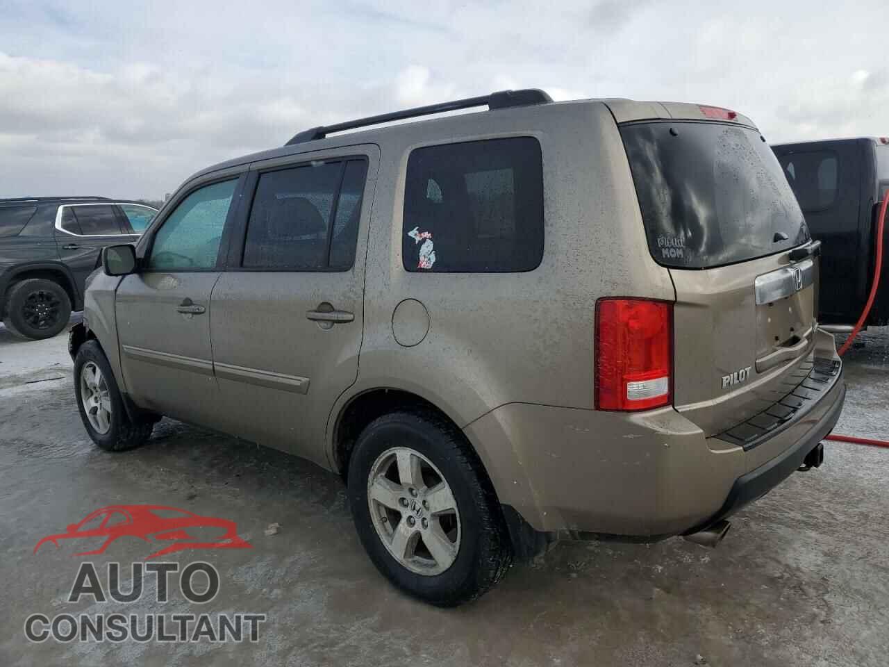 HONDA PILOT 2011 - 5FNYF4H65BB055758
