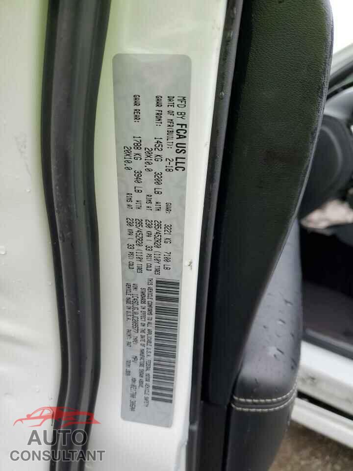 DODGE DURANGO 2018 - 1C4SDJGJ0JC209577