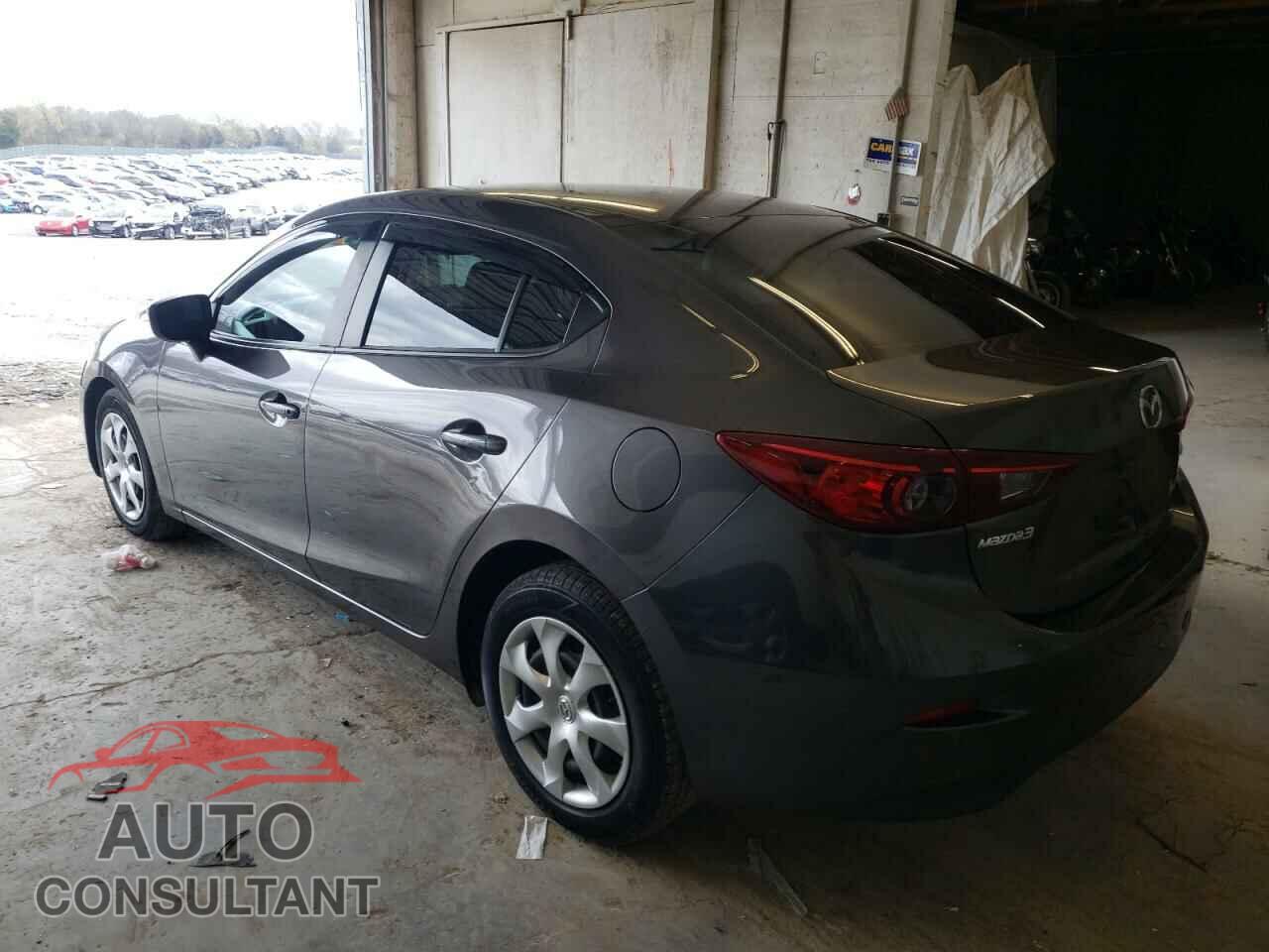MAZDA 3 2018 - 3MZBN1U77JM275285