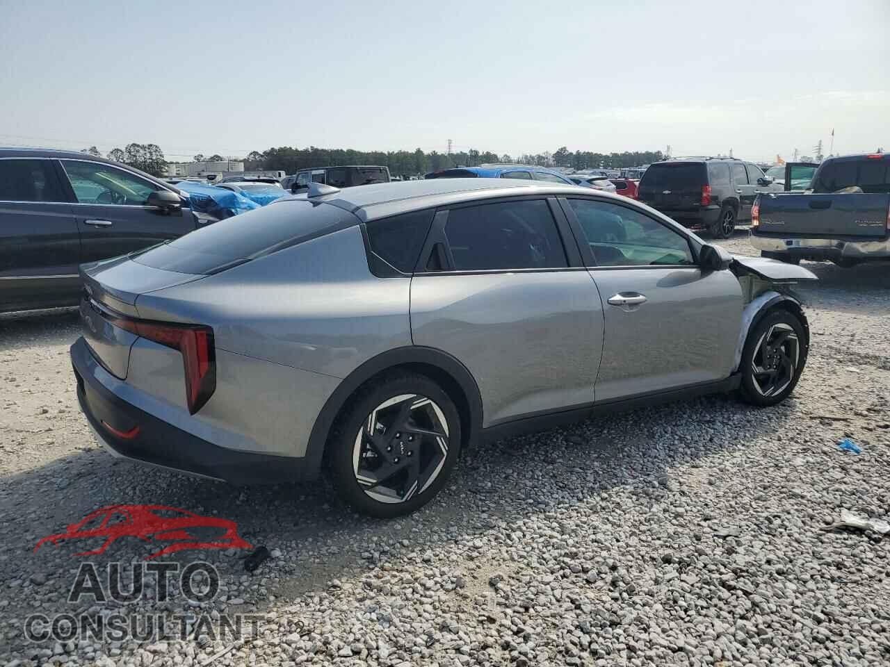 KIA K4 EX 2025 - 3KPFU4DE5SE032383