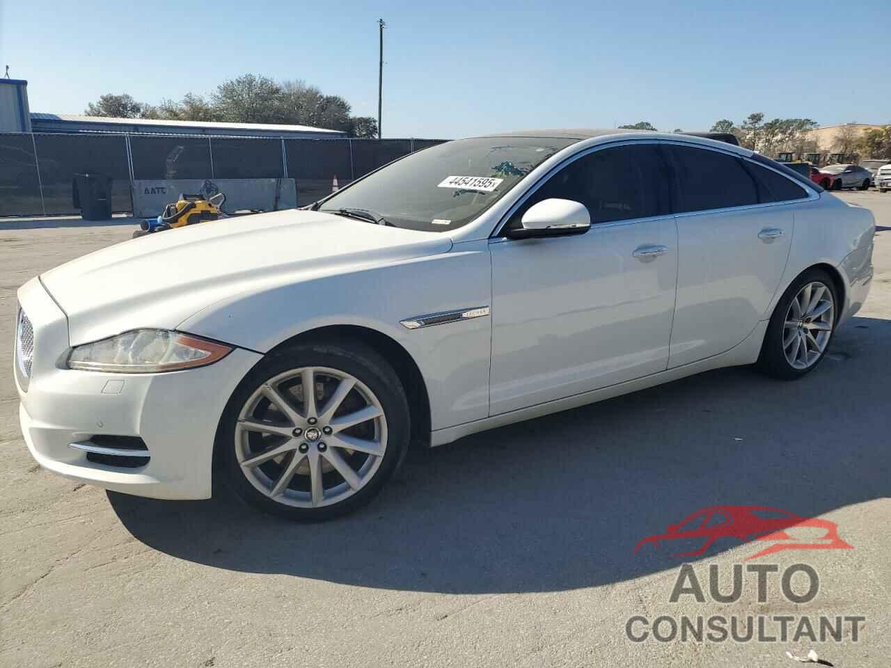 JAGUAR XJ 2013 - SAJWJ1CD7D8V49845
