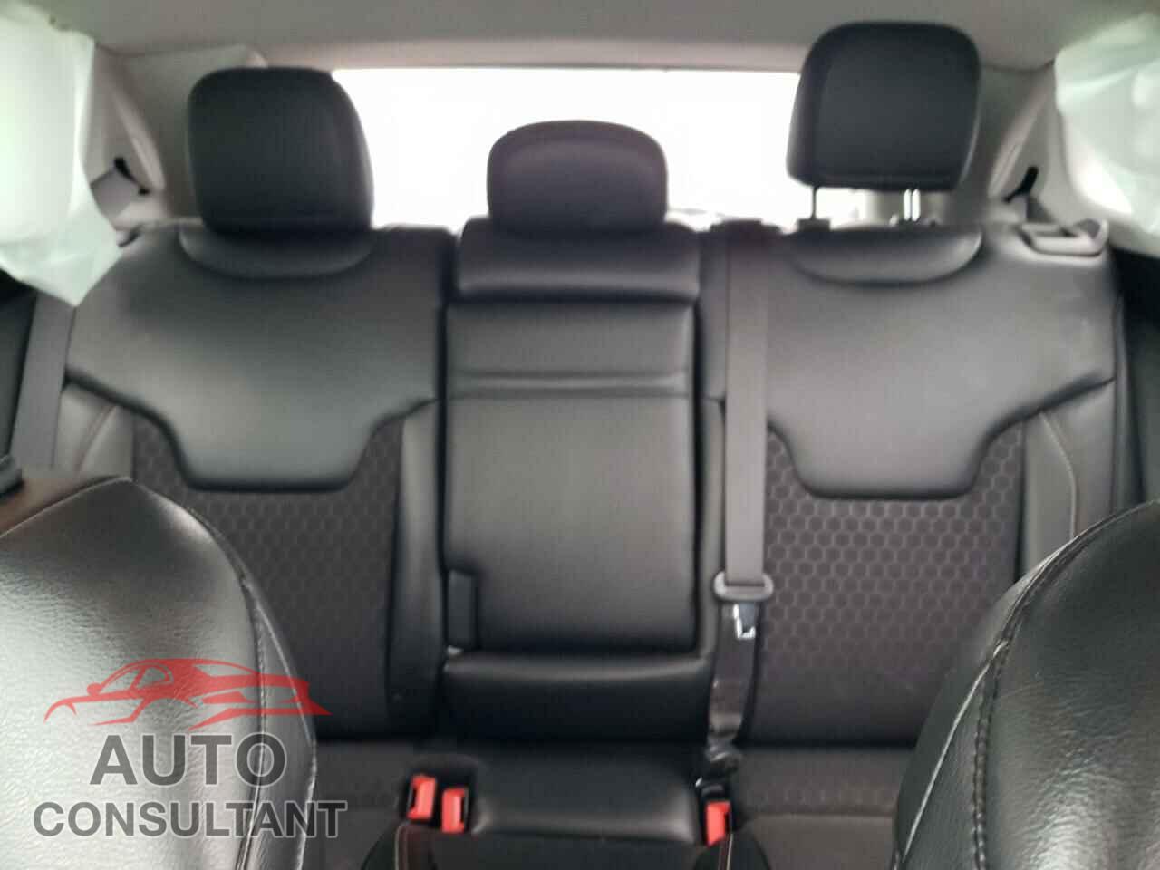 JEEP COMPASS 2019 - 3C4NJDBB3KT599944