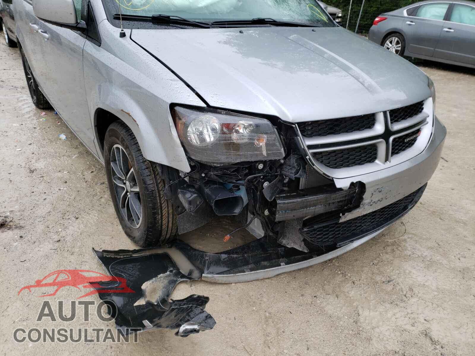 DODGE GRAND CARA 2019 - 2C4RDGEG5KR529270