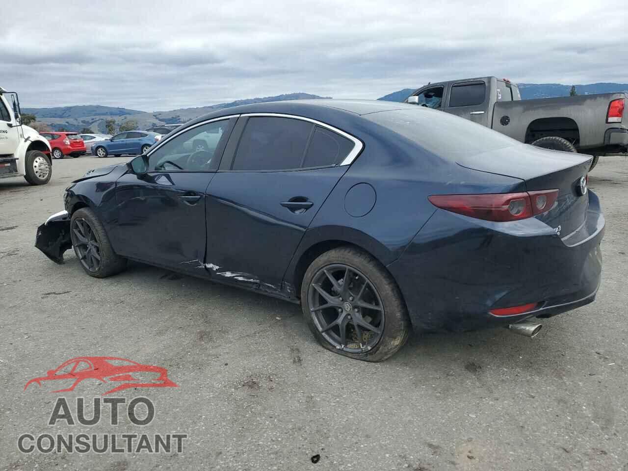 MAZDA 3 2019 - JM1BPBAMXK1123450