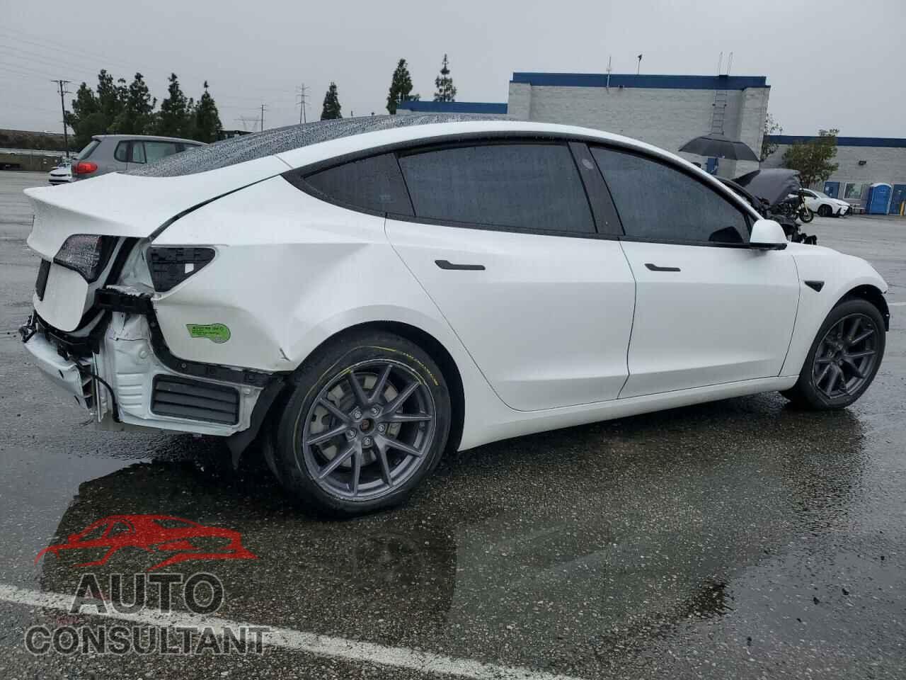 TESLA MODEL 3 2023 - 5YJ3E1EA8PF477857