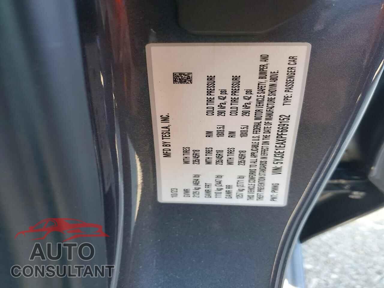 TESLA MODEL 3 2023 - 5YJ3E1EAXPF669152