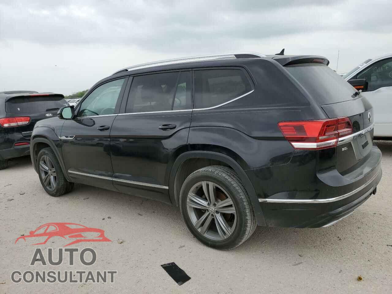 VOLKSWAGEN ATLAS 2018 - 1V2SR2CA2JC522111