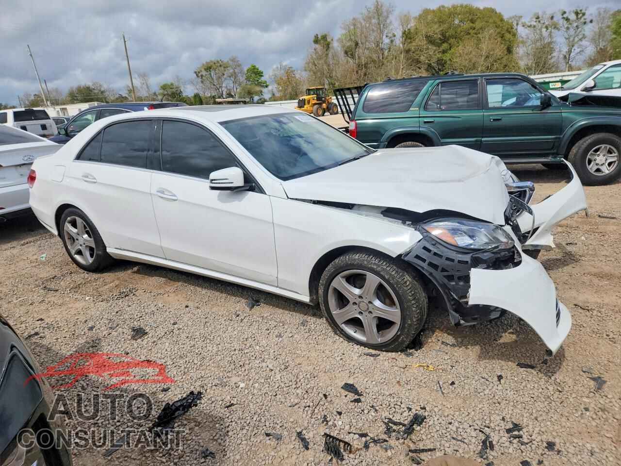 MERCEDES-BENZ E-CLASS 2014 - WDDHF5KB2EB068038