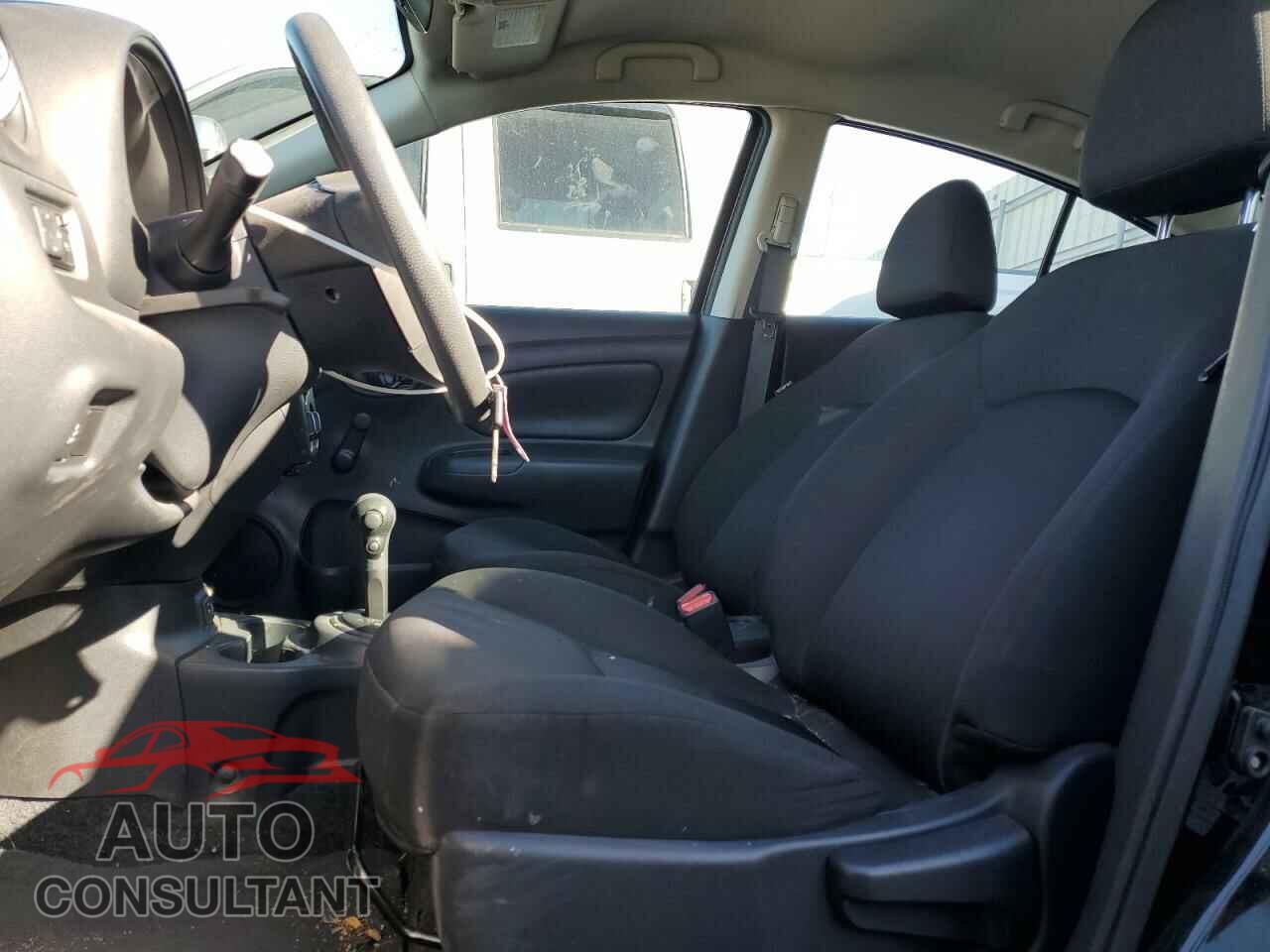 NISSAN VERSA 2019 - 3N1CN7AP3KL876654