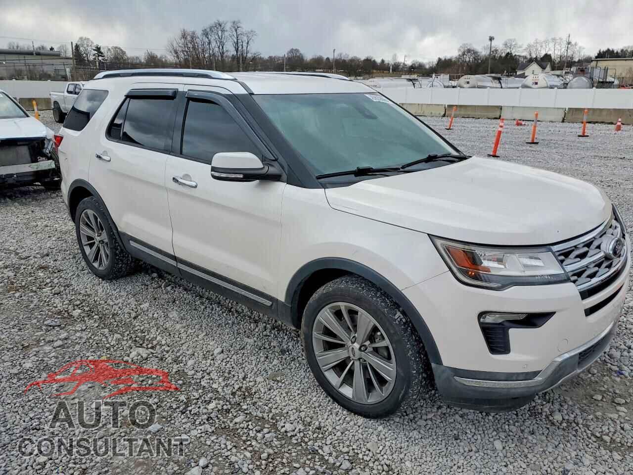 FORD EXPLORER 2018 - 1FM5K8F84JGB00327