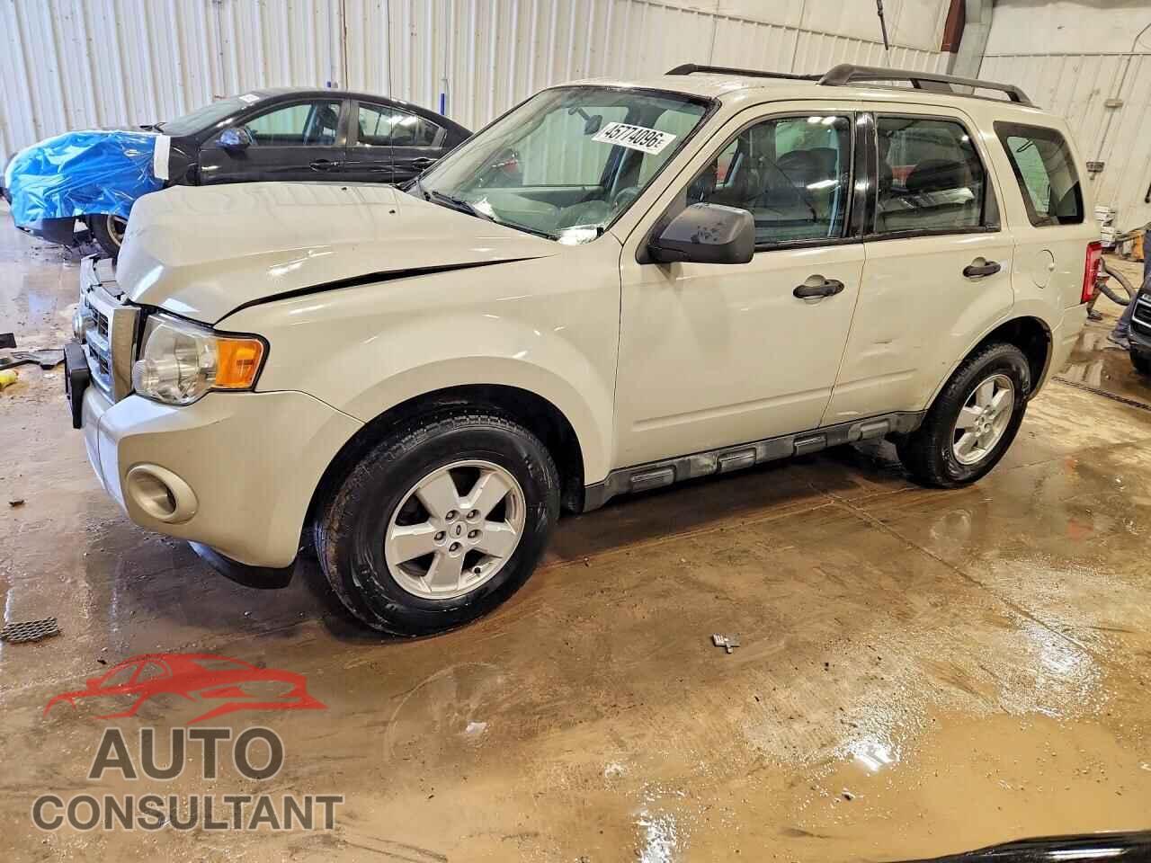 FORD ESCAPE 2009 - 1FMCU02779KC80041
