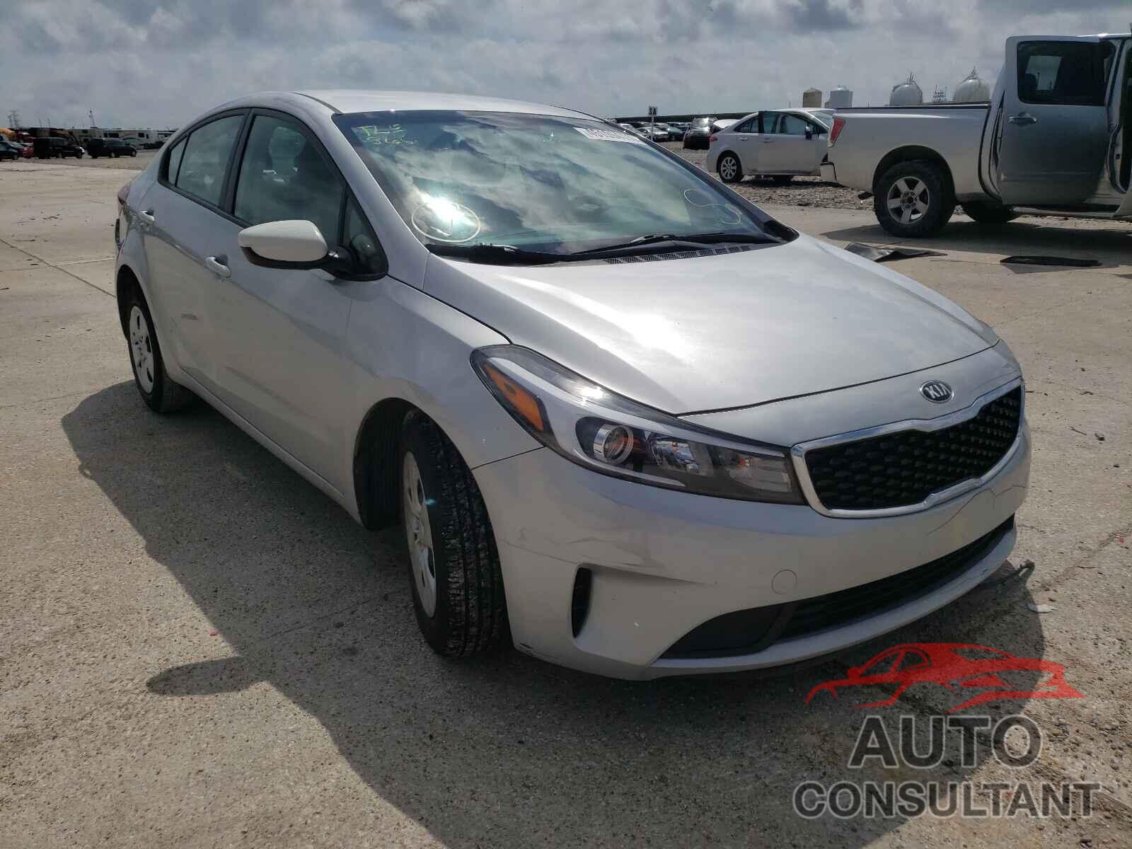 KIA FORTE 2018 - 3KPFL4A76JE218392
