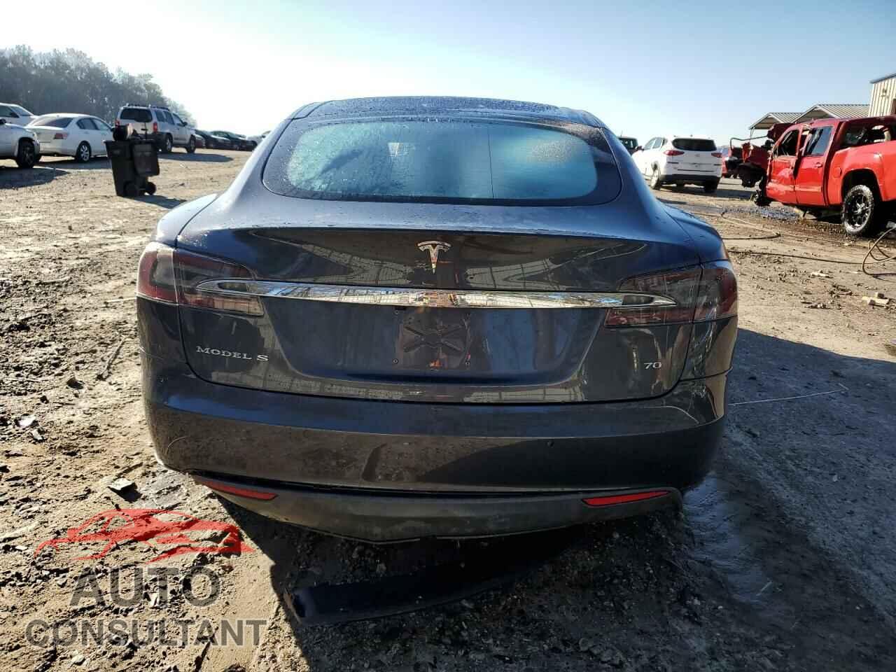 TESLA MODEL S 2016 - 5YJSA1E10GF136220