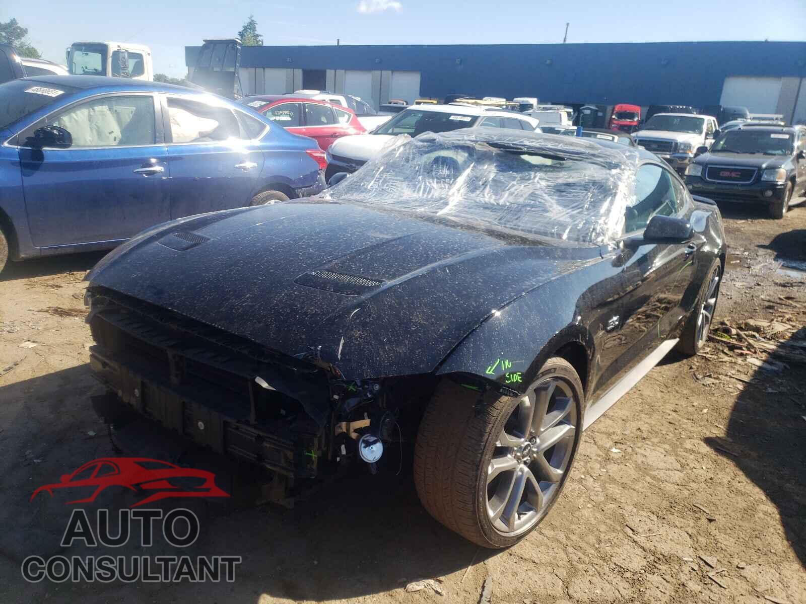 FORD MUSTANG 2018 - 1FA6P8CF5J5116969