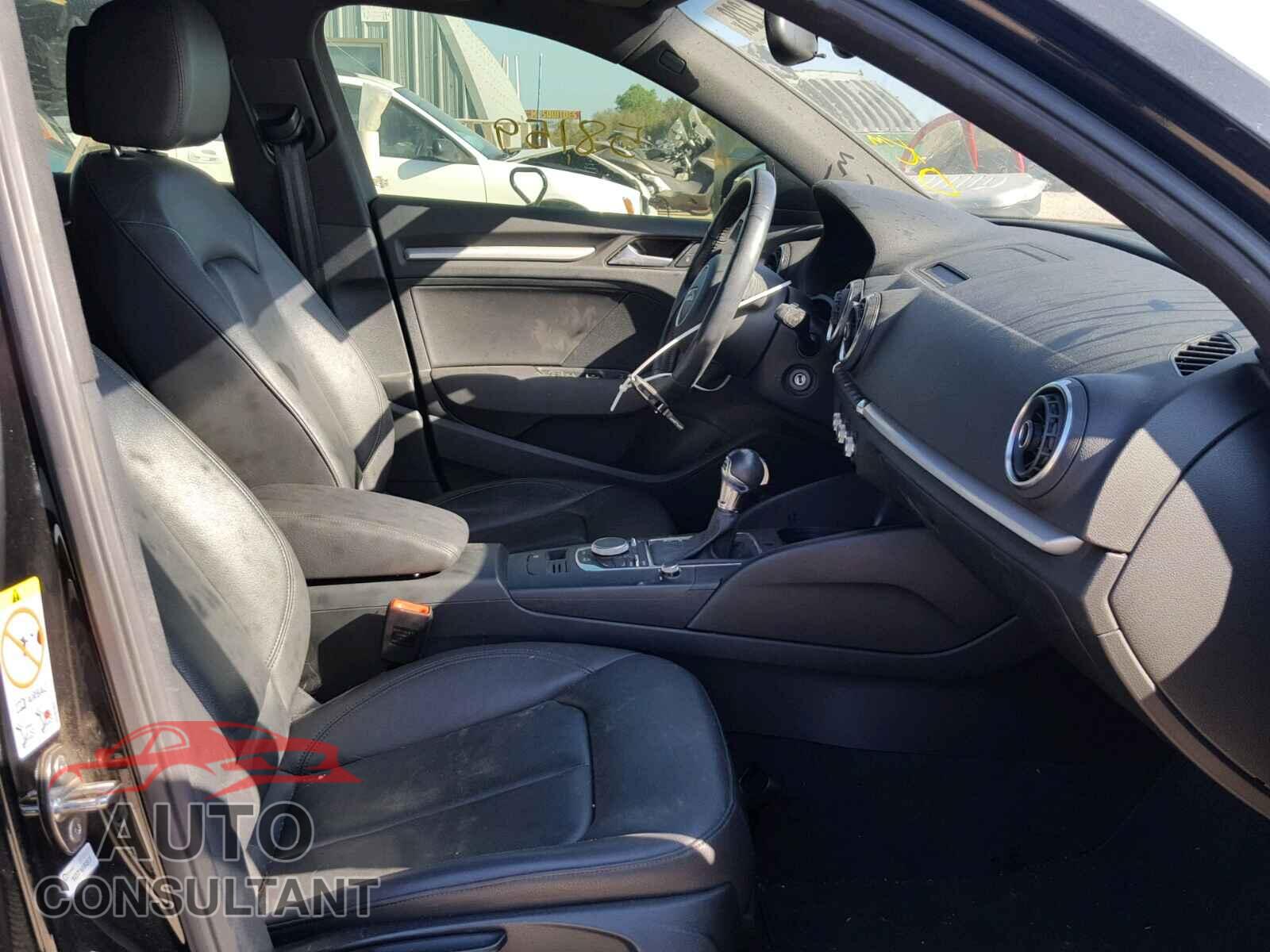 AUDI A3 2015 - WAUACGFF6F1010676