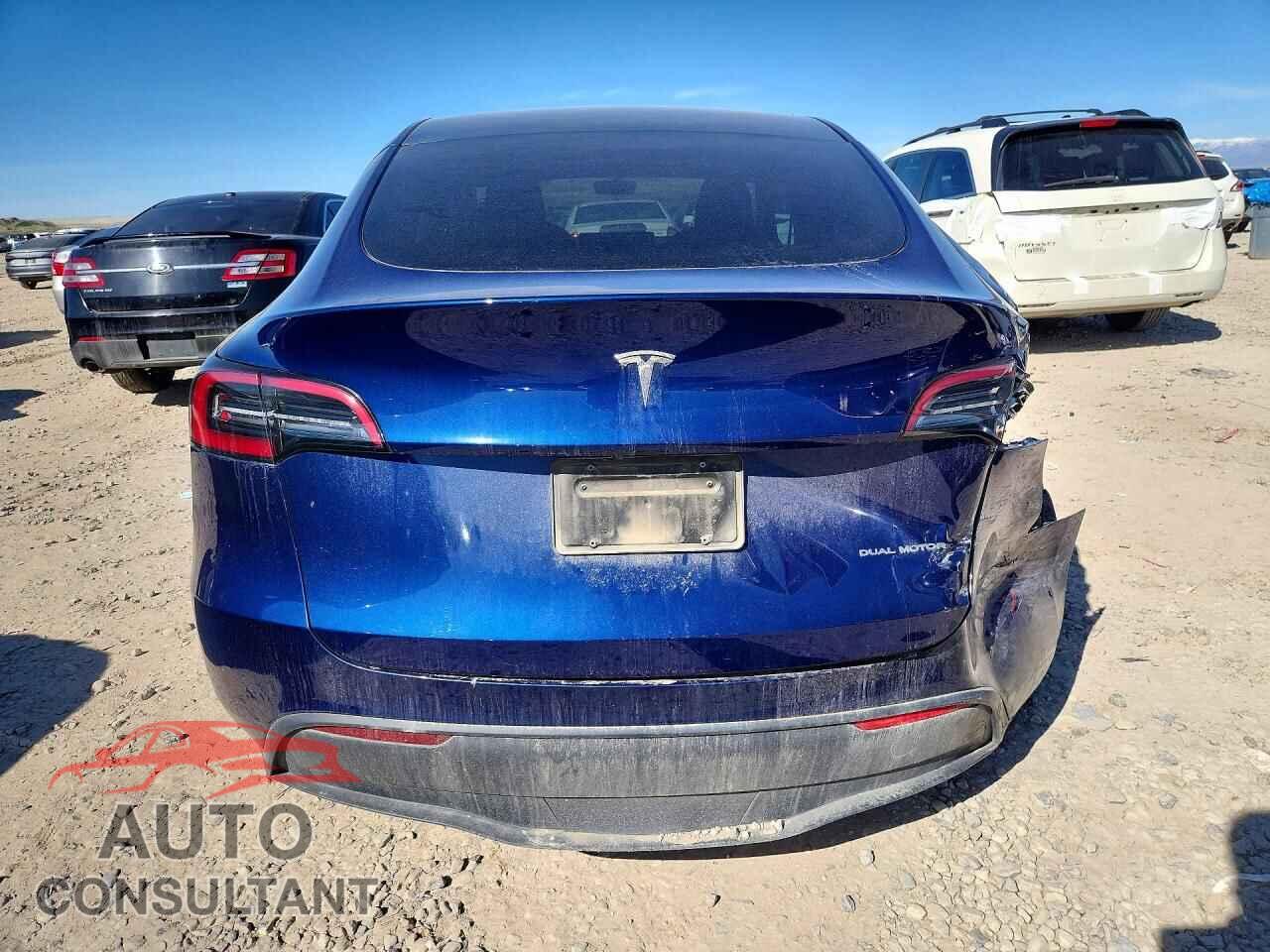TESLA MODEL Y 2023 - 7SAYGDEE0PF789095
