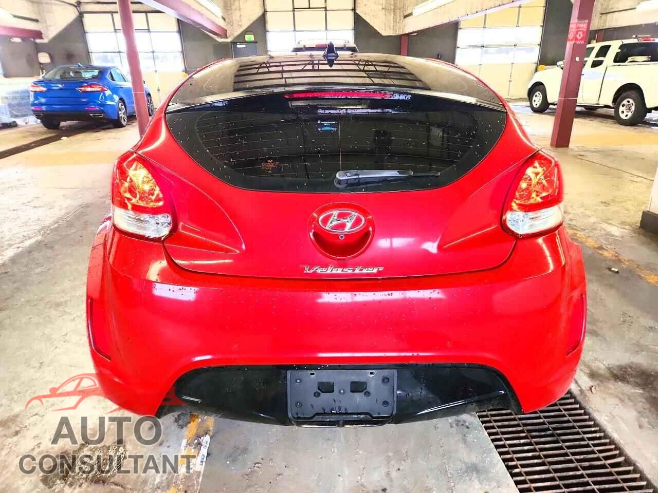 HYUNDAI VELOSTER 2013 - KMHTC6AD5DU124364